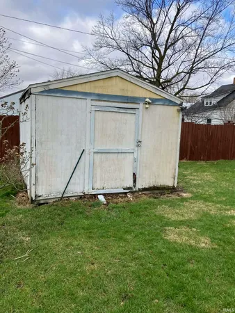 $137,500 | 815 West Elm Street, Union City, IN 47390