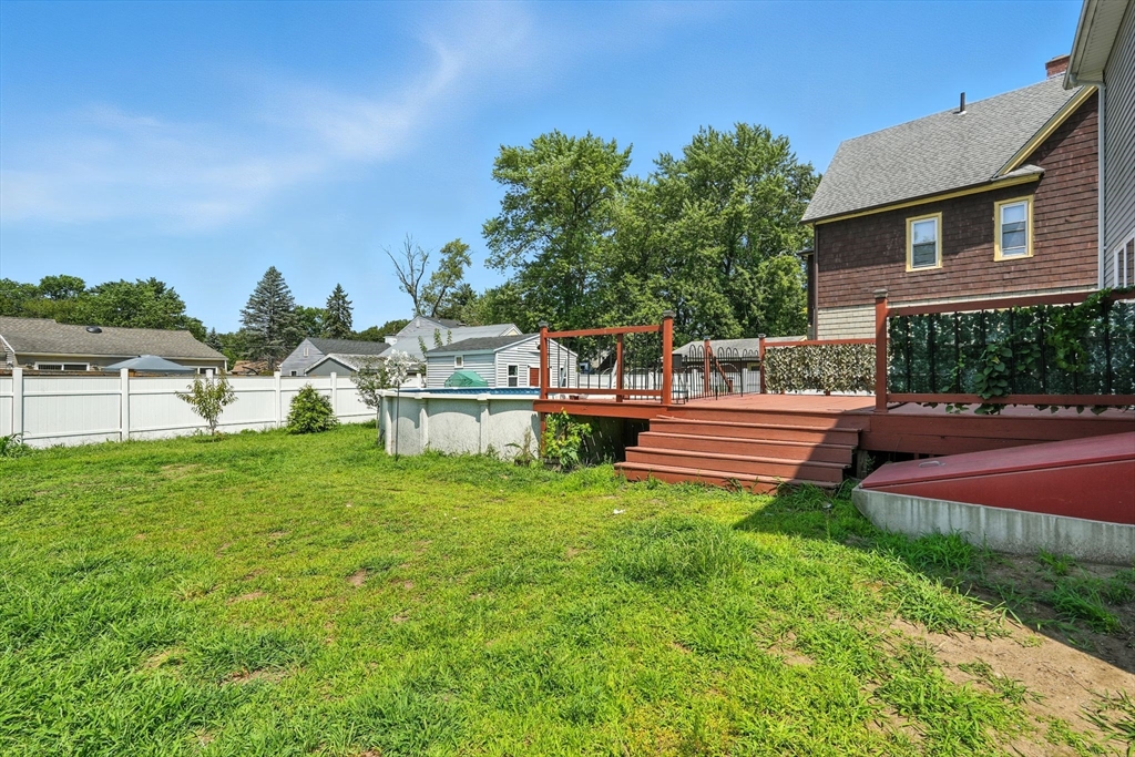 24 Porter Street Springfield, MA 01104 - Photo 38 of 42 a house view with a garden space