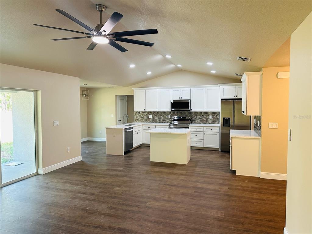 12279 Lark Sparrow Road Weeki Wachee, FL 34614 - Photo 6 of 23 Gallery Image 6