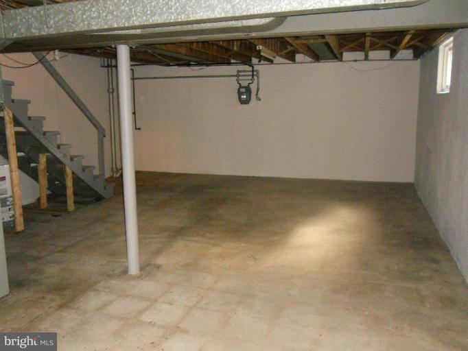 844 Bradhurst Road Baltimore, MD 21212 - Photo 10 of 17 a view of an empty room
