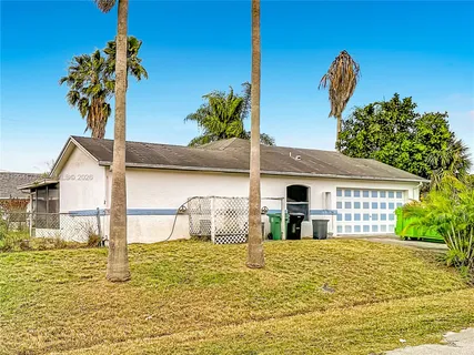 $275,000 | 701 Southwest Amber Terrace, Port St. Lucie, FL 34953