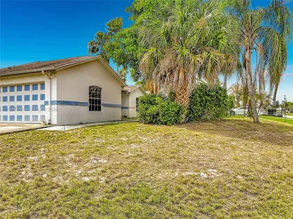 $275,000 | 701 Southwest Amber Terrace, Port St. Lucie, FL 34953