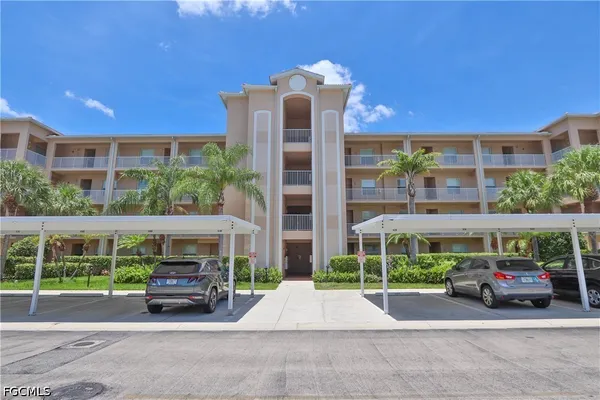 $1,700 | 8550 Kingbird Loop, Unit 615, Estero, FL 33967