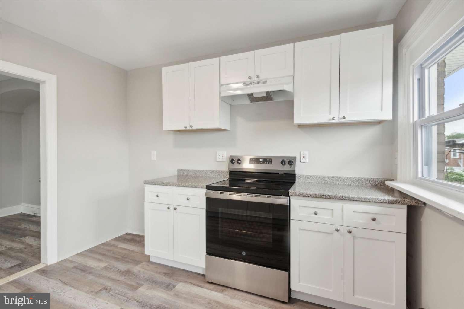 283 Copley Road Upper Darby, PA 19082 - Photo 8 of 15