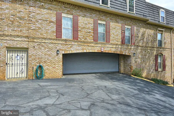 a view of an entrance of the building