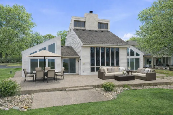 $1,290,000 | 7738 North Indian Lake Drive, Scotts, MI 49088