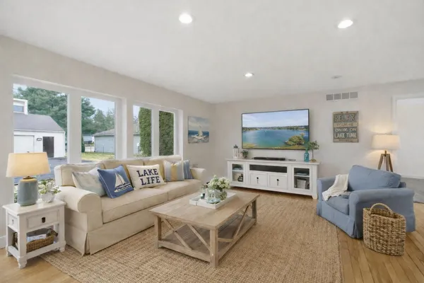 $1,290,000 | 7738 North Indian Lake Drive, Scotts, MI 49088