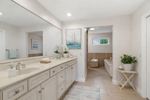 $1,290,000 | 7738 North Indian Lake Drive, Scotts, MI 49088