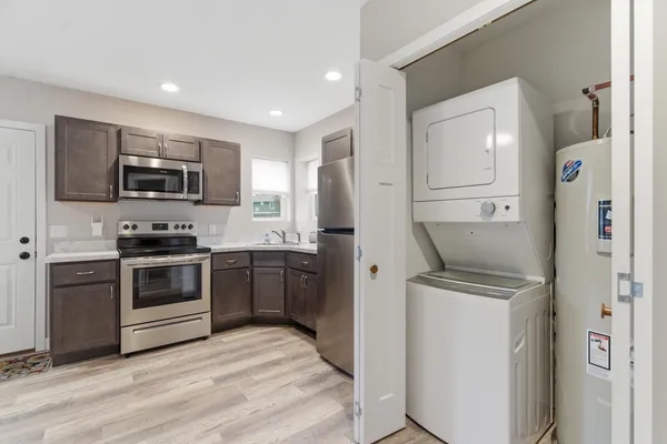 $1,290,000 | 7738 North Indian Lake Drive, Scotts, MI 49088