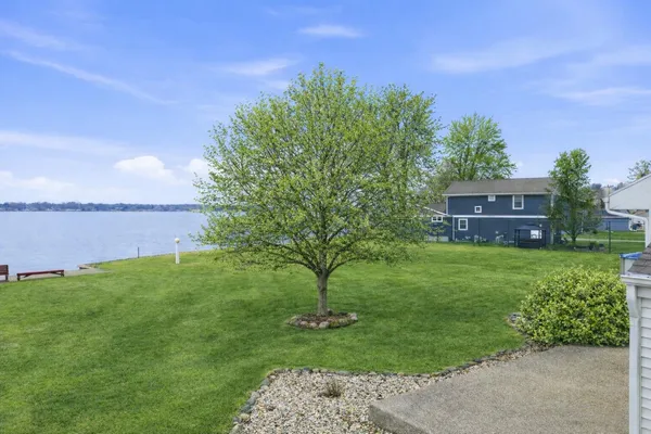 $1,290,000 | 7738 North Indian Lake Drive, Scotts, MI 49088