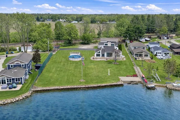 $1,290,000 | 7738 North Indian Lake Drive, Scotts, MI 49088