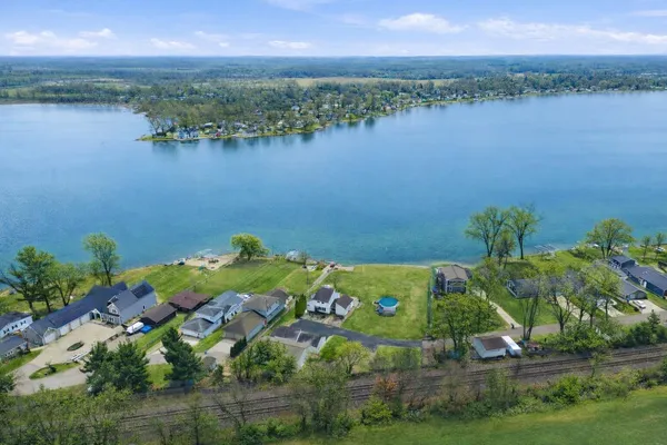 $1,290,000 | 7738 North Indian Lake Drive, Scotts, MI 49088