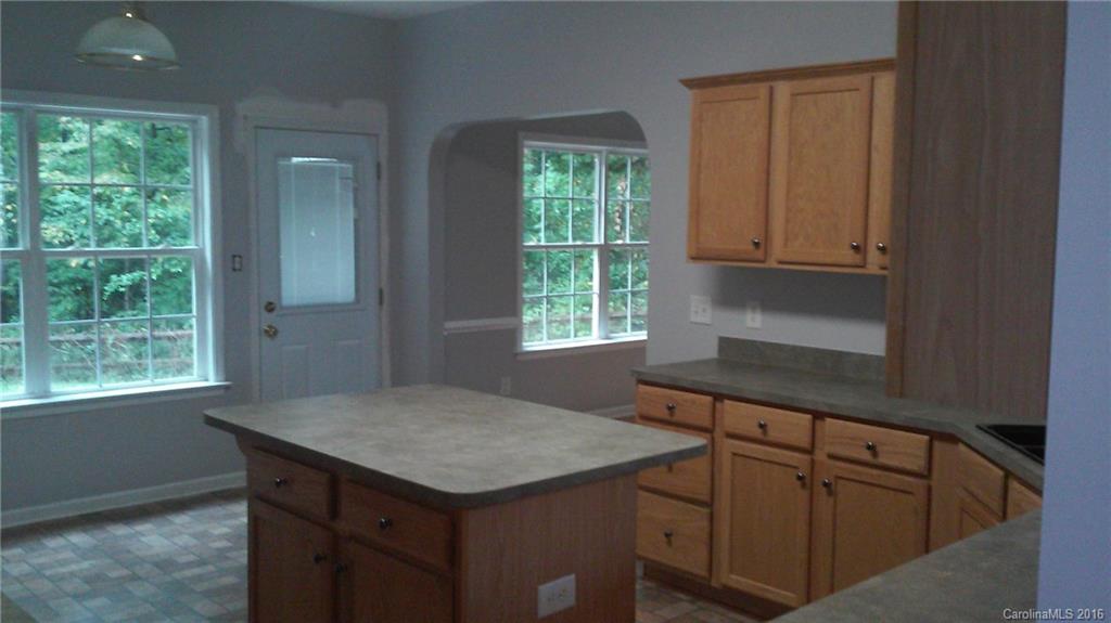 3313 Allenwood Road Charlotte, NC 28270 - Photo 7 of 11 Gallery Image 7