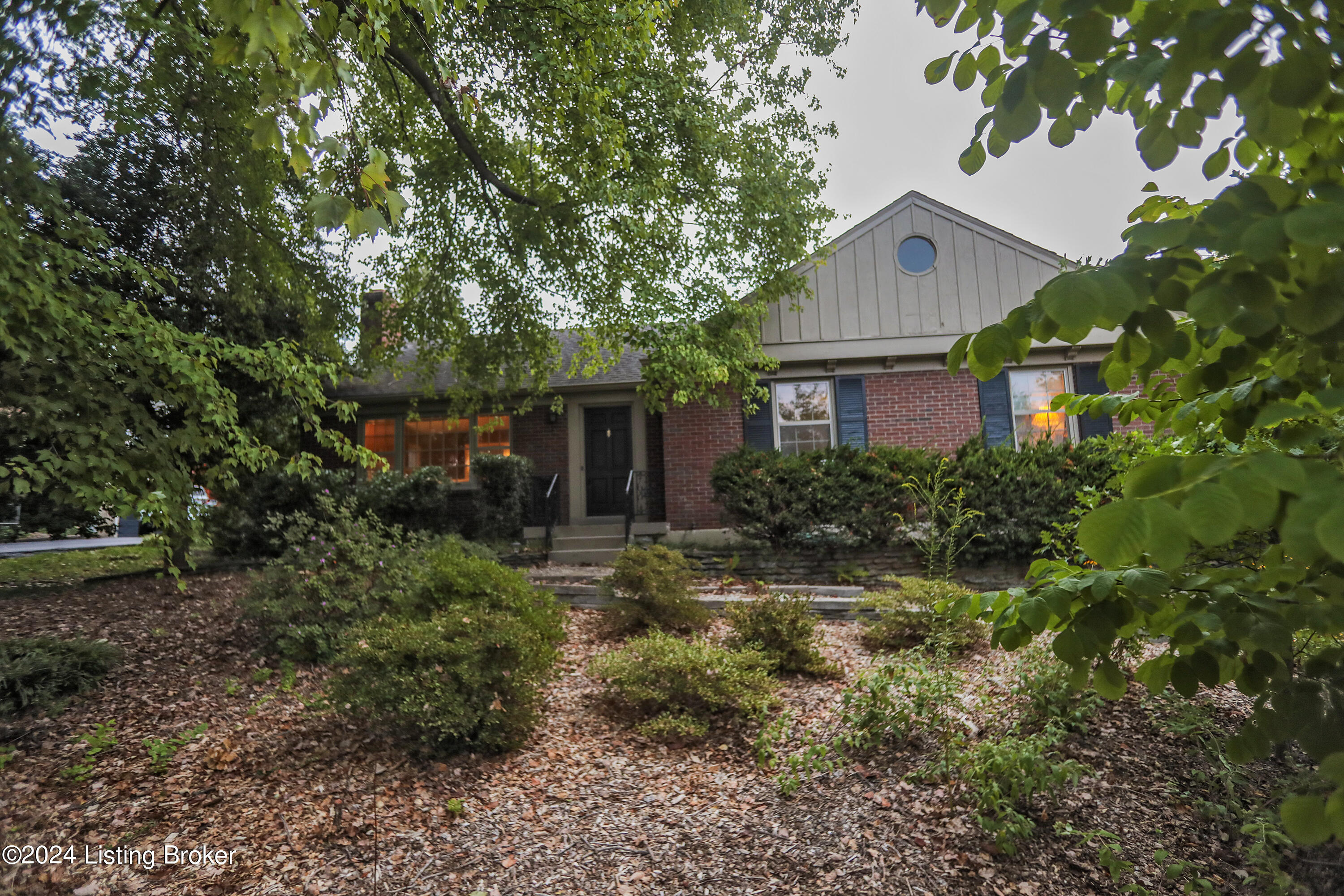 507 Brookview Road Louisville, KY 40207 - Photo 2 of 41 507_Brookview_051