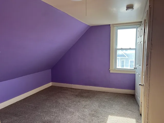 $2,100 | 363 Earle Street, Unit 2, New Bedford, MA 02746