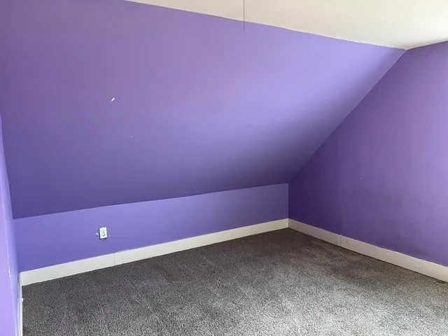 $2,100 | 363 Earle Street, Unit 2, New Bedford, MA 02746