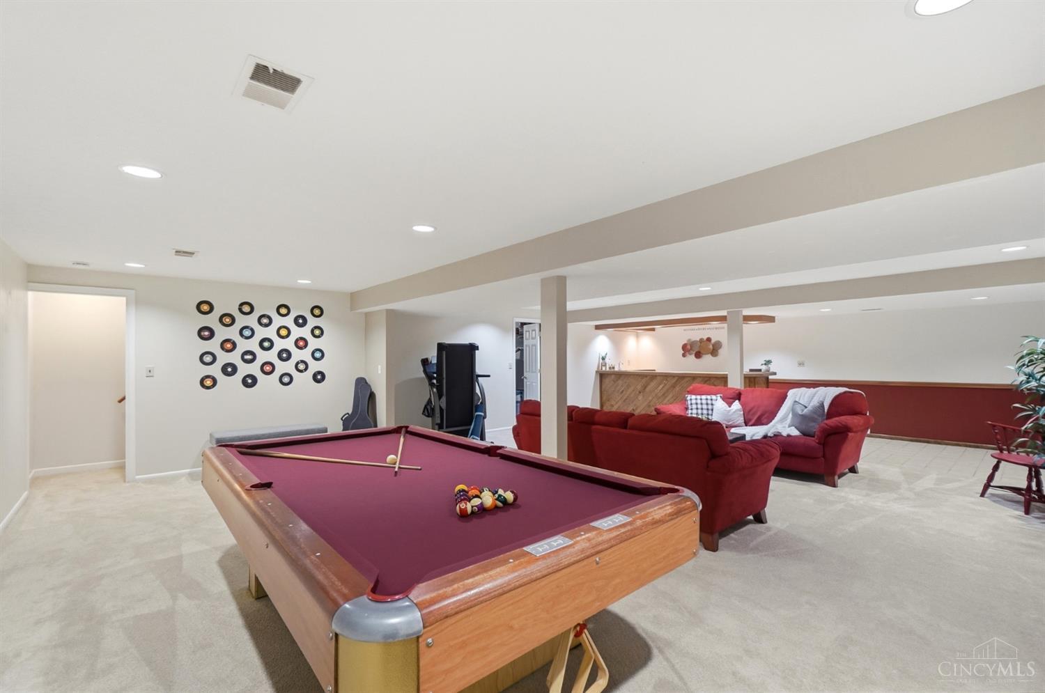 1460 Ebenezer Road Cincinnati, OH 45233 - Photo 42 of 61