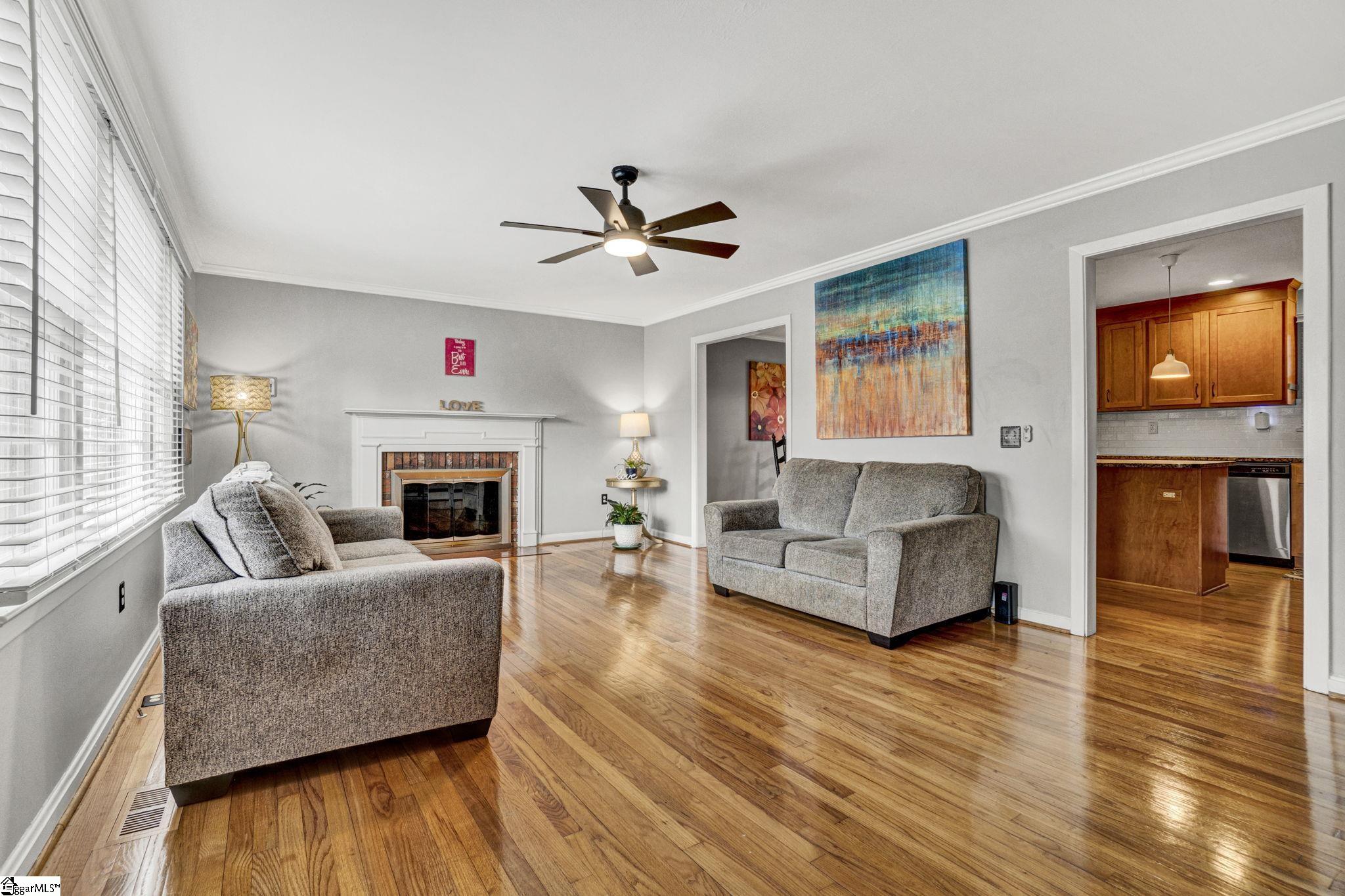 316 Vine Hill Road Greenville, SC 29607 - Photo 4 of 45