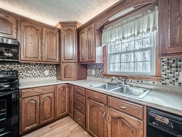 $279,900 | 6617 West Mill Road, Evansville, IN 47720