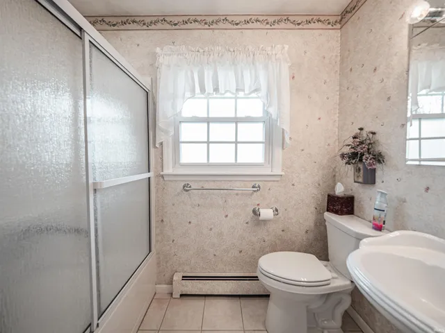 $279,900 | 6617 West Mill Road, Evansville, IN 47720