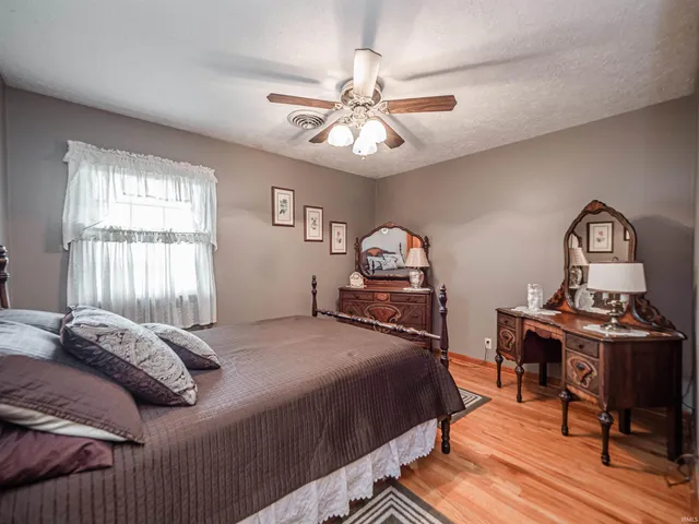 $279,900 | 6617 West Mill Road, Evansville, IN 47720