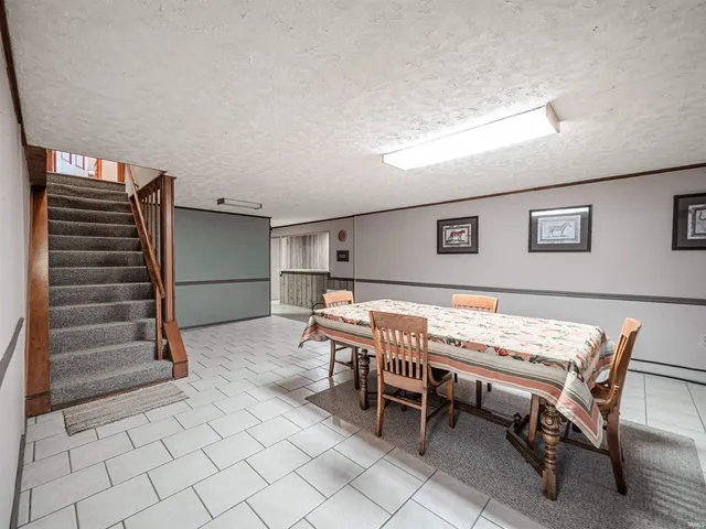 $279,900 | 6617 West Mill Road, Evansville, IN 47720