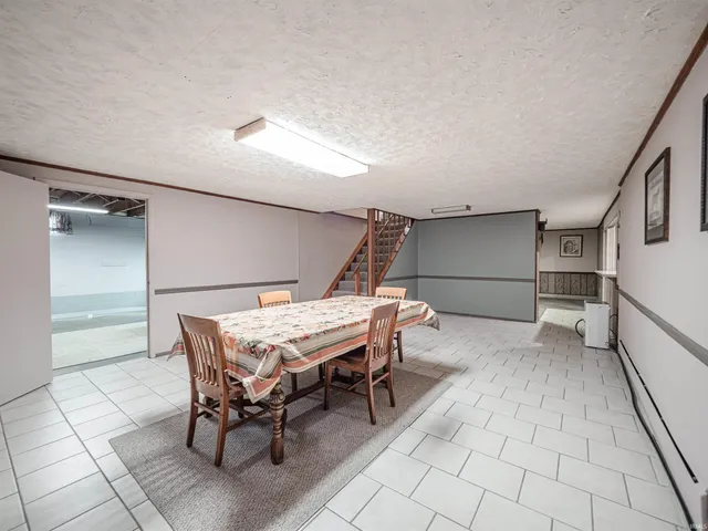 $279,900 | 6617 West Mill Road, Evansville, IN 47720