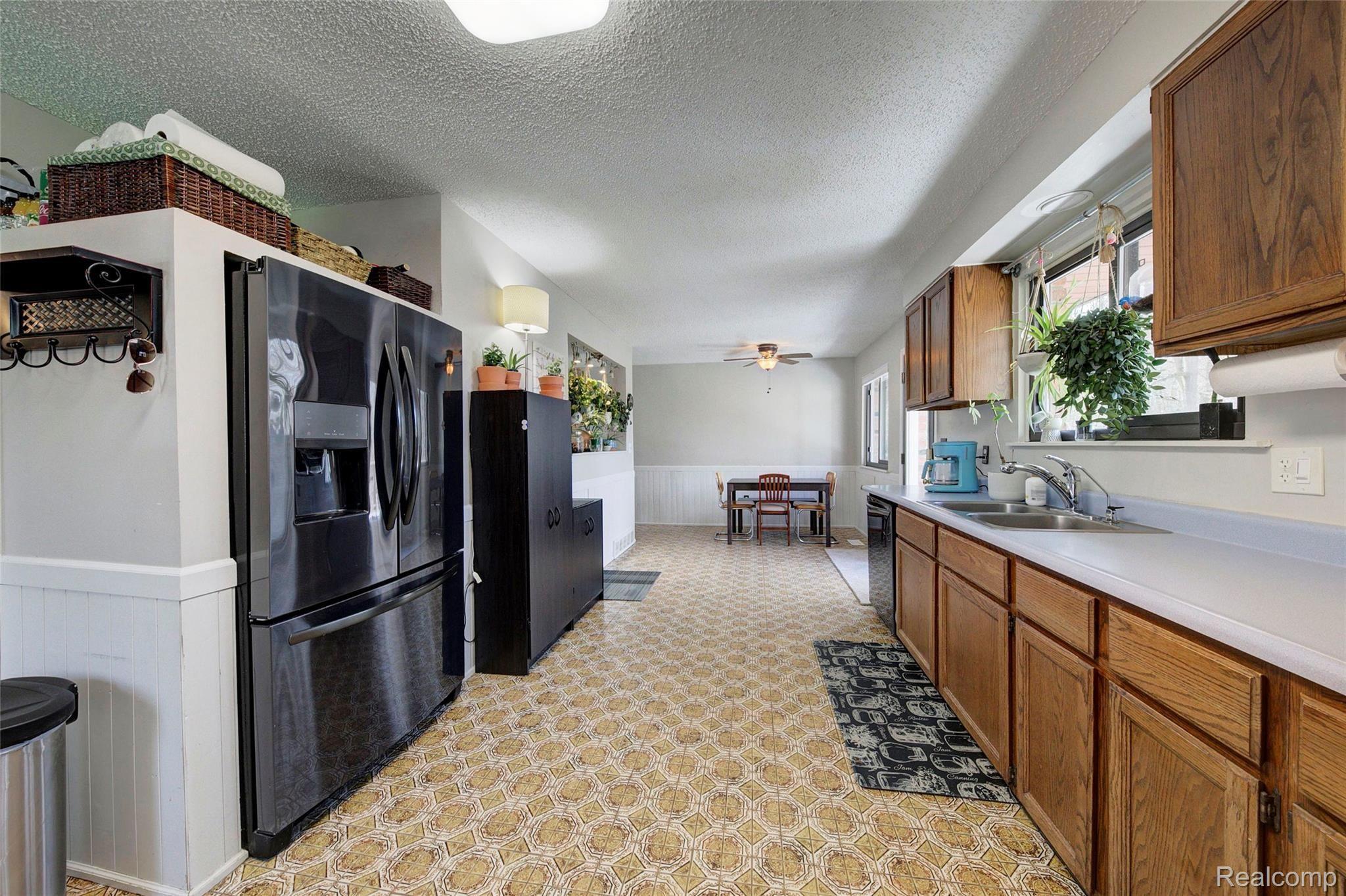 2190 Corlett Road Brighton, MI 48114 - Photo 13 of 44 Kitchen 1.jpg