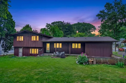 $669,000 | 318 Cheyenne Trail, Madison, WI 53705