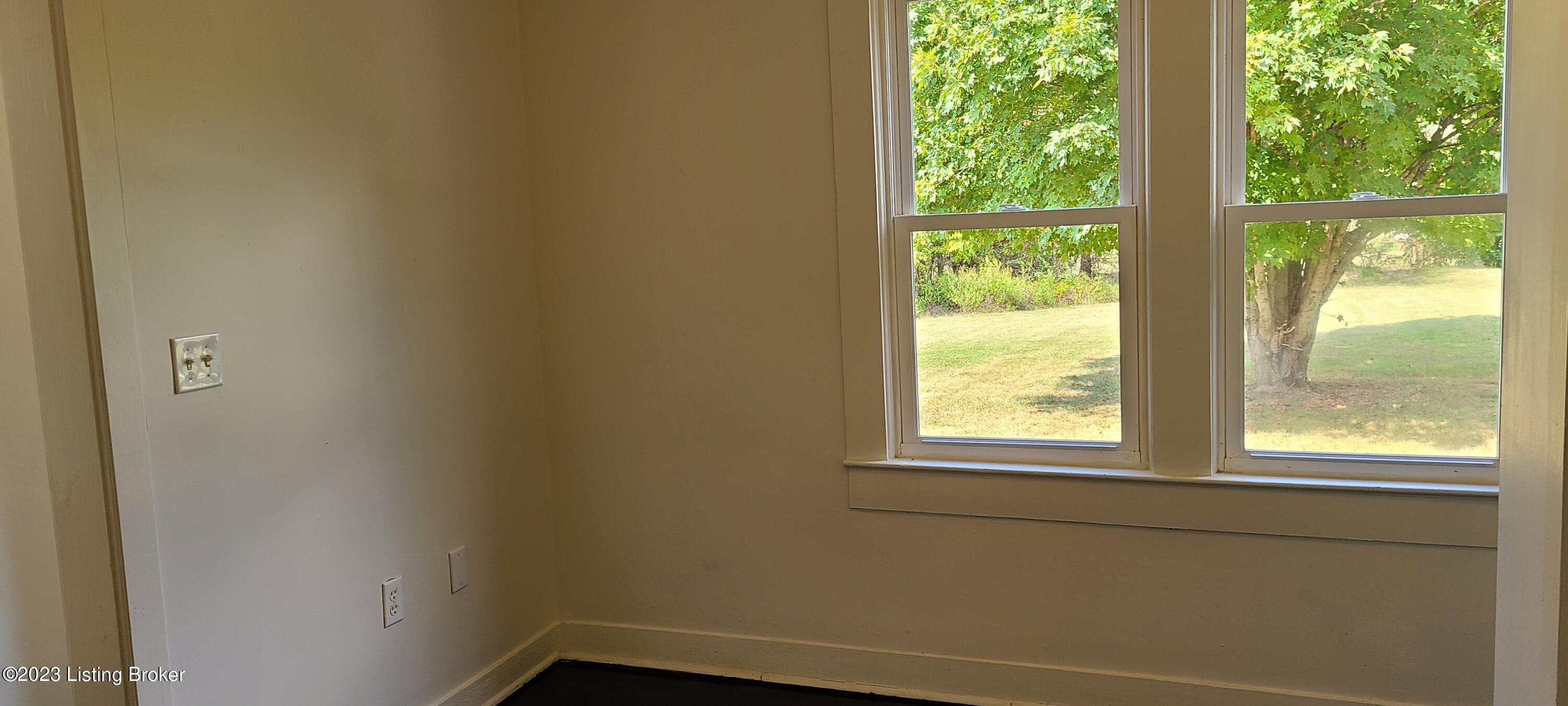 6735 Greensburg Road Magnolia, KY 42757 - Photo 10 of 41 20230922_151323