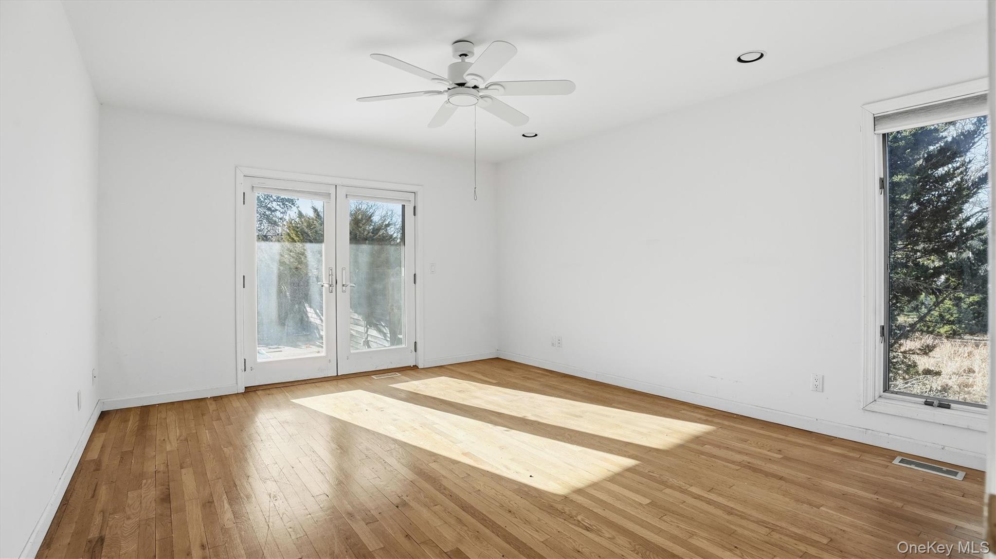 103 Middle Pond Road Southampton, NY 11968 - Photo 14 of 33