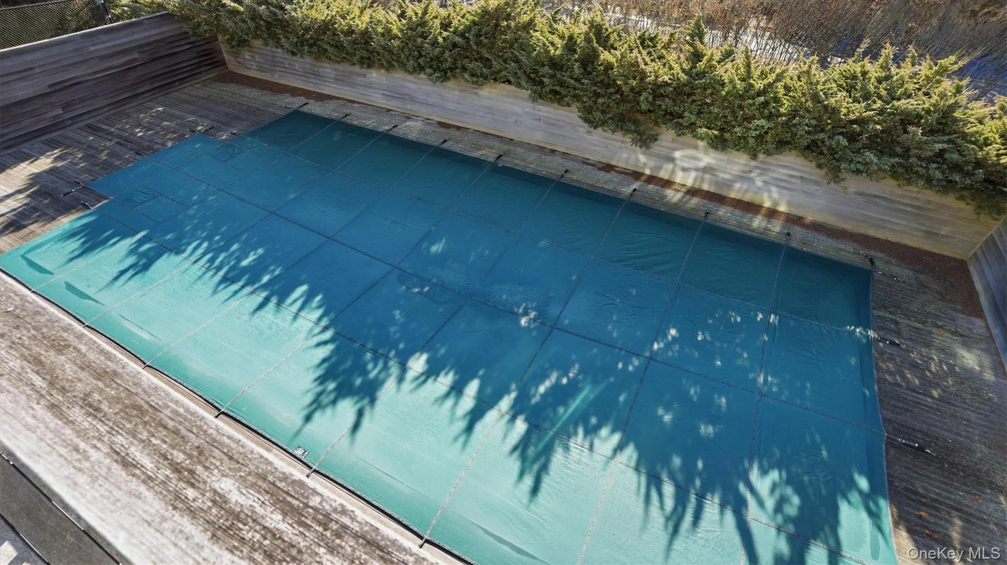 103 Middle Pond Road Southampton, NY 11968 - Photo 31 of 33