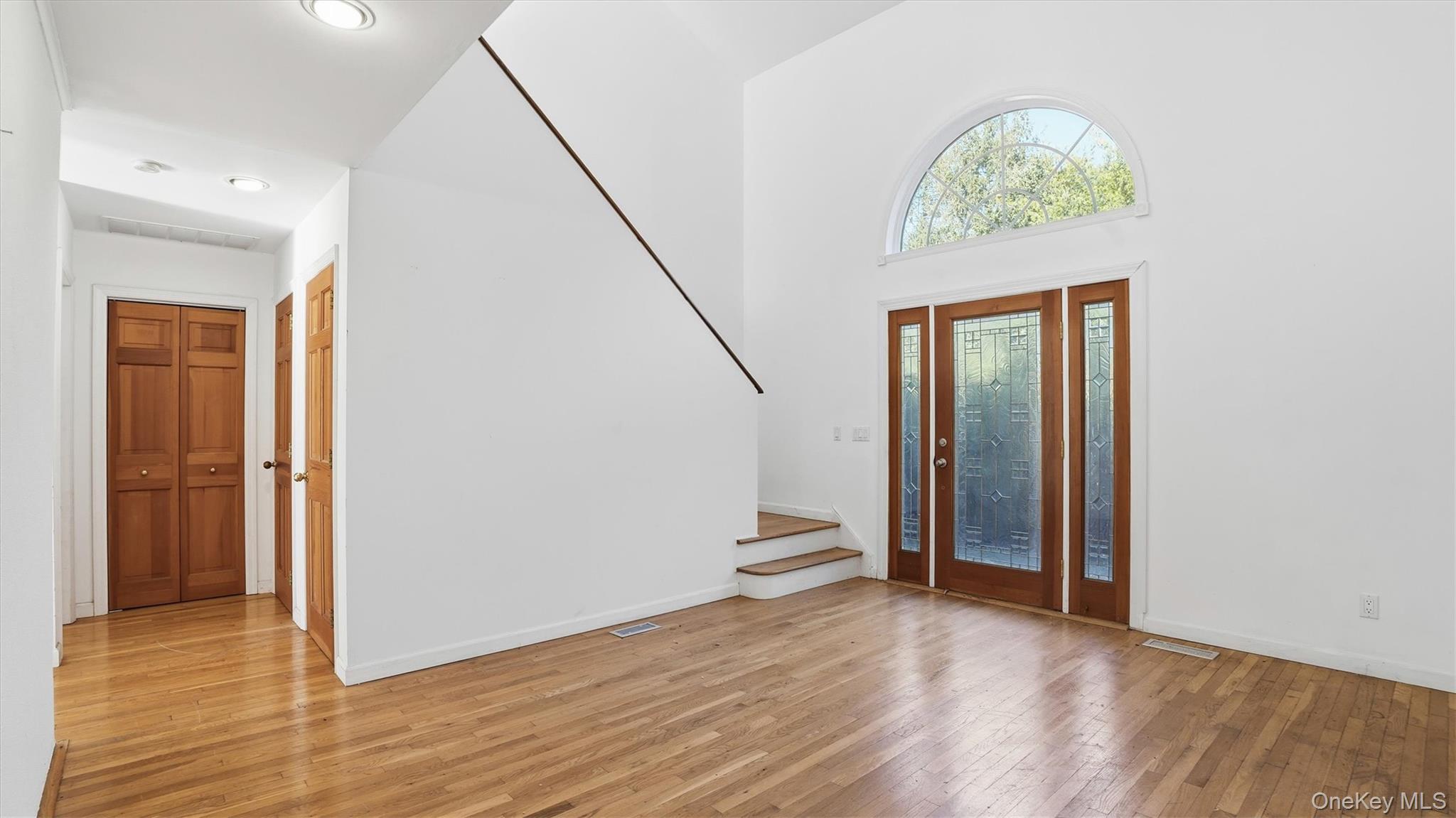 103 Middle Pond Road Southampton, NY 11968 - Photo 6 of 33