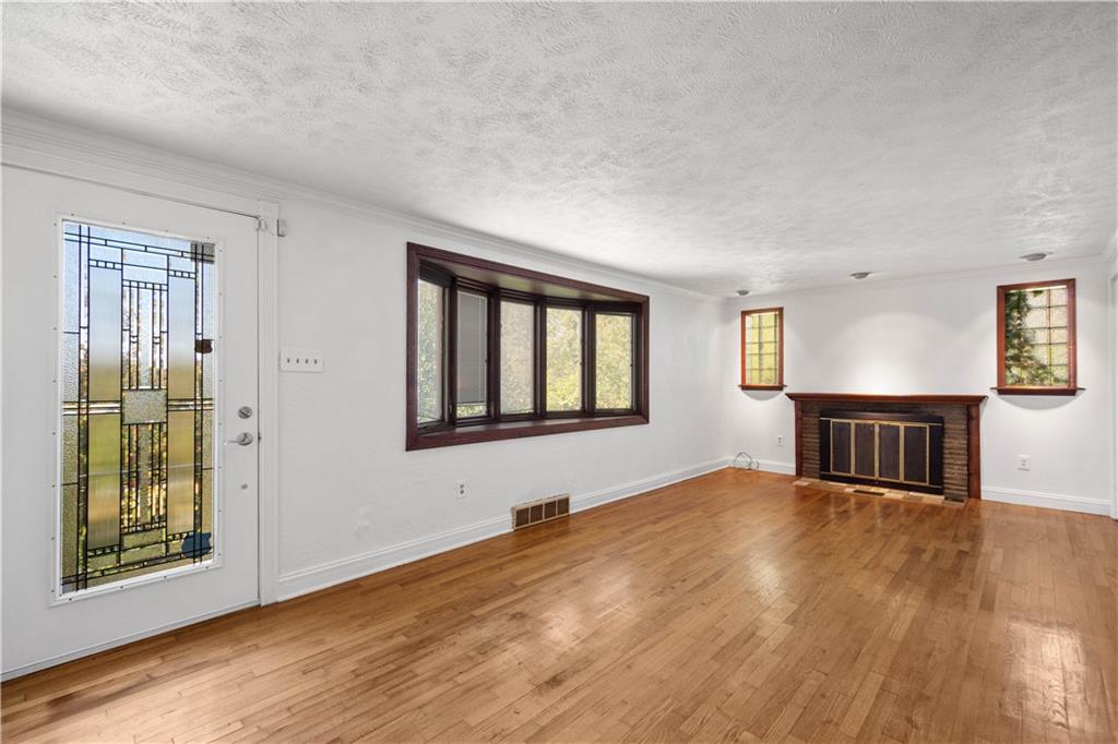 1024 Old Washington Road Canonsburg, PA 15317 - Photo 2 of 29 Gallery Image 2