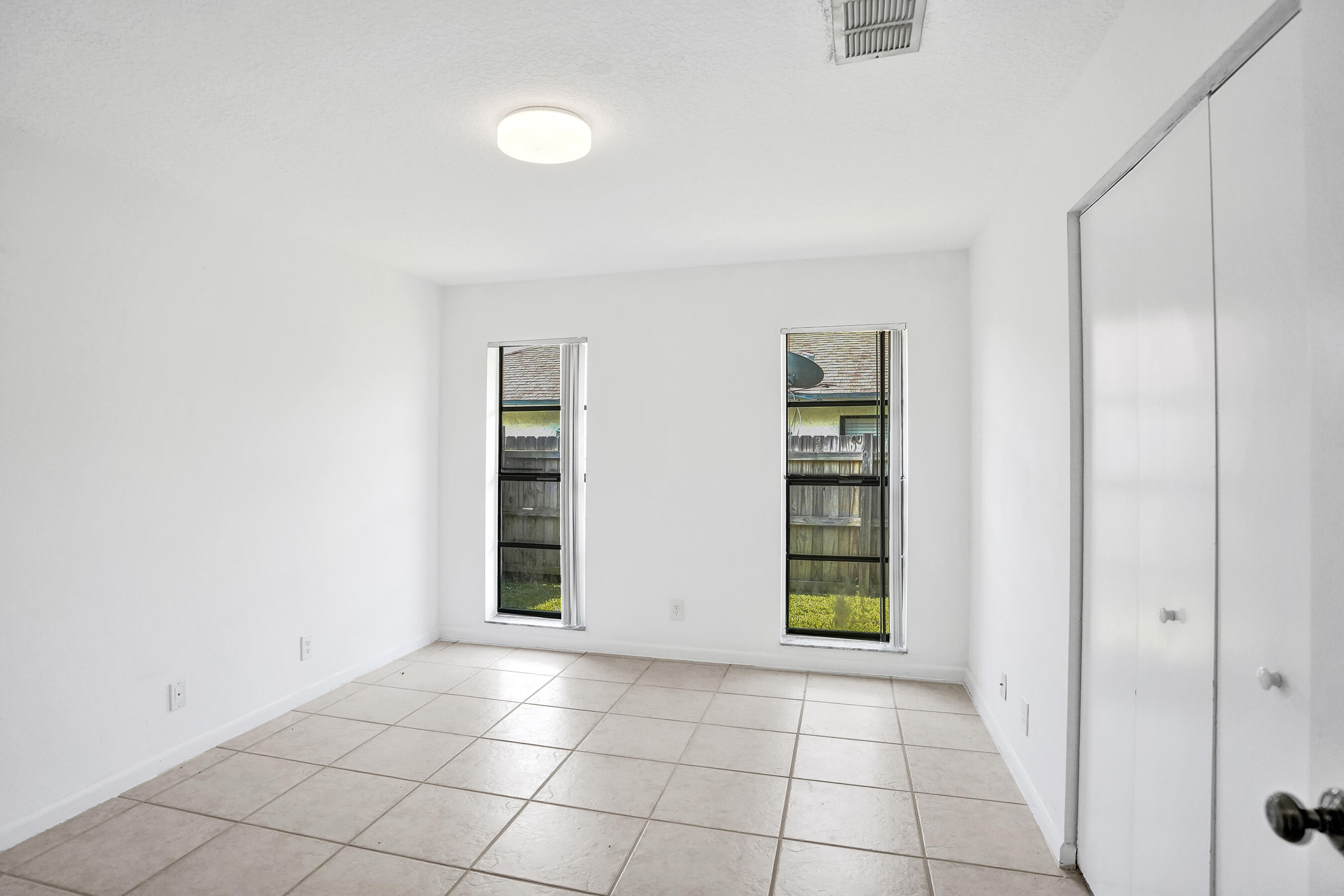 17679 Woodview Terrace Boca Raton, FL 33487 - Photo 39 of 51 DSC07945