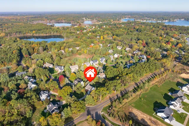 $665,000 | 8272 Bainbridge Drive, Mattawan, MI 49071