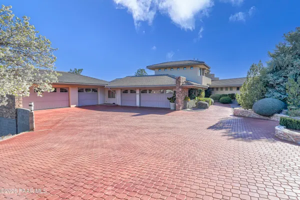 $1,190,000 | 1375 North Overlook Drive, Dewey, AZ 86327