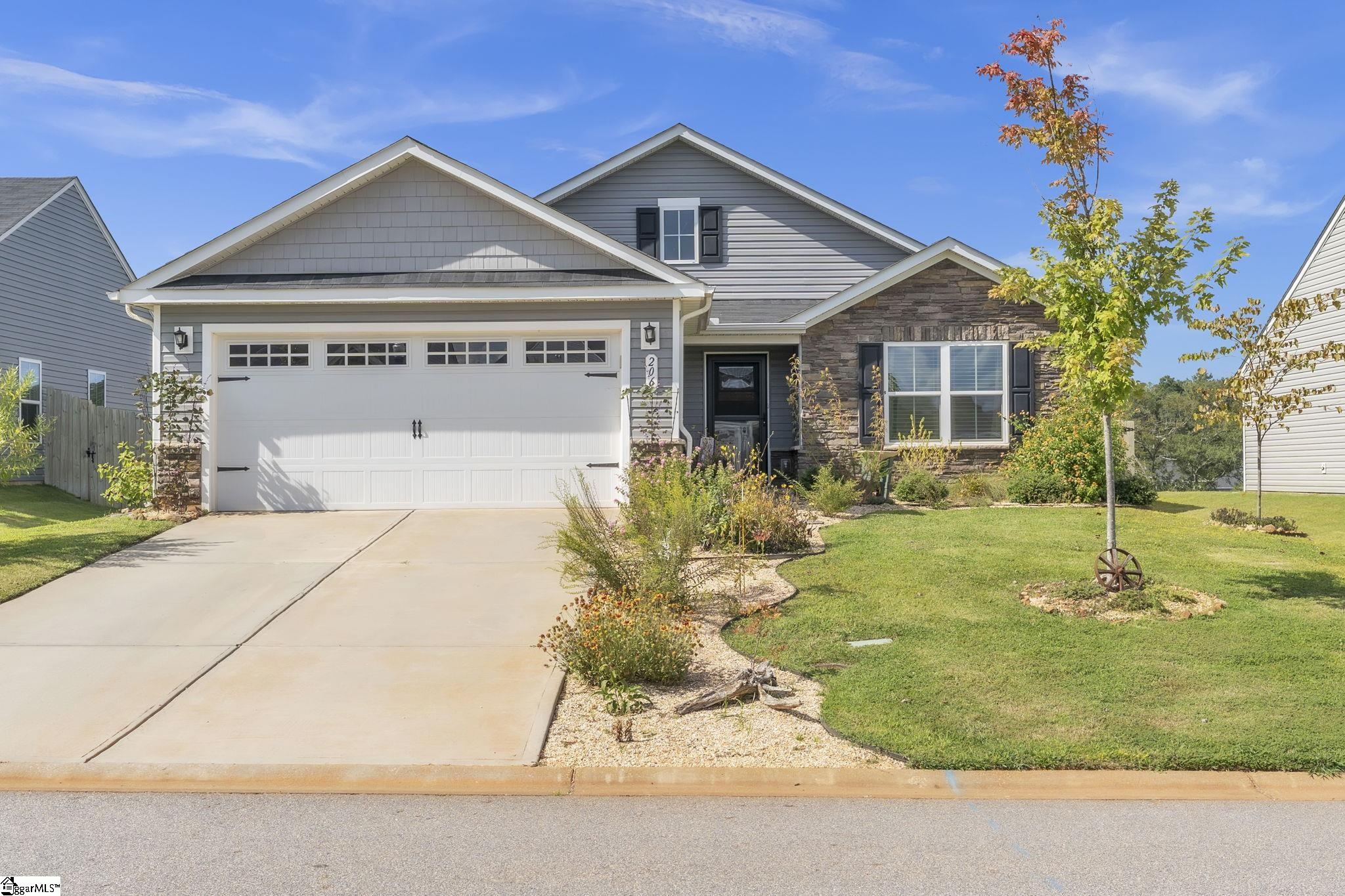 206 Bending Branch Road Greenville, SC 29605 - Photo 1 of 50 Gallery Image 1
