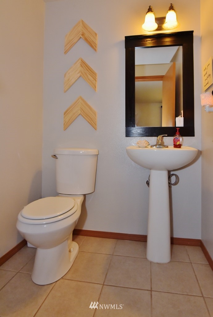 3378 Rickey Road Bremerton, WA 98310 - Photo 11 of 21 Gallery Image 11