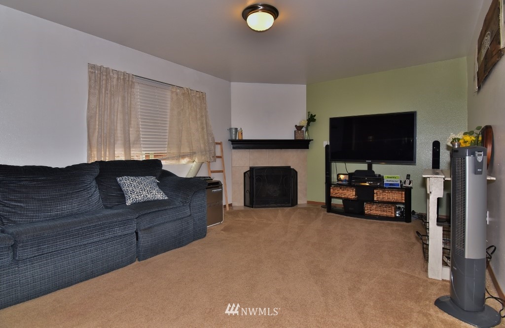 3378 Rickey Road Bremerton, WA 98310 - Photo 9 of 21 Gallery Image 9