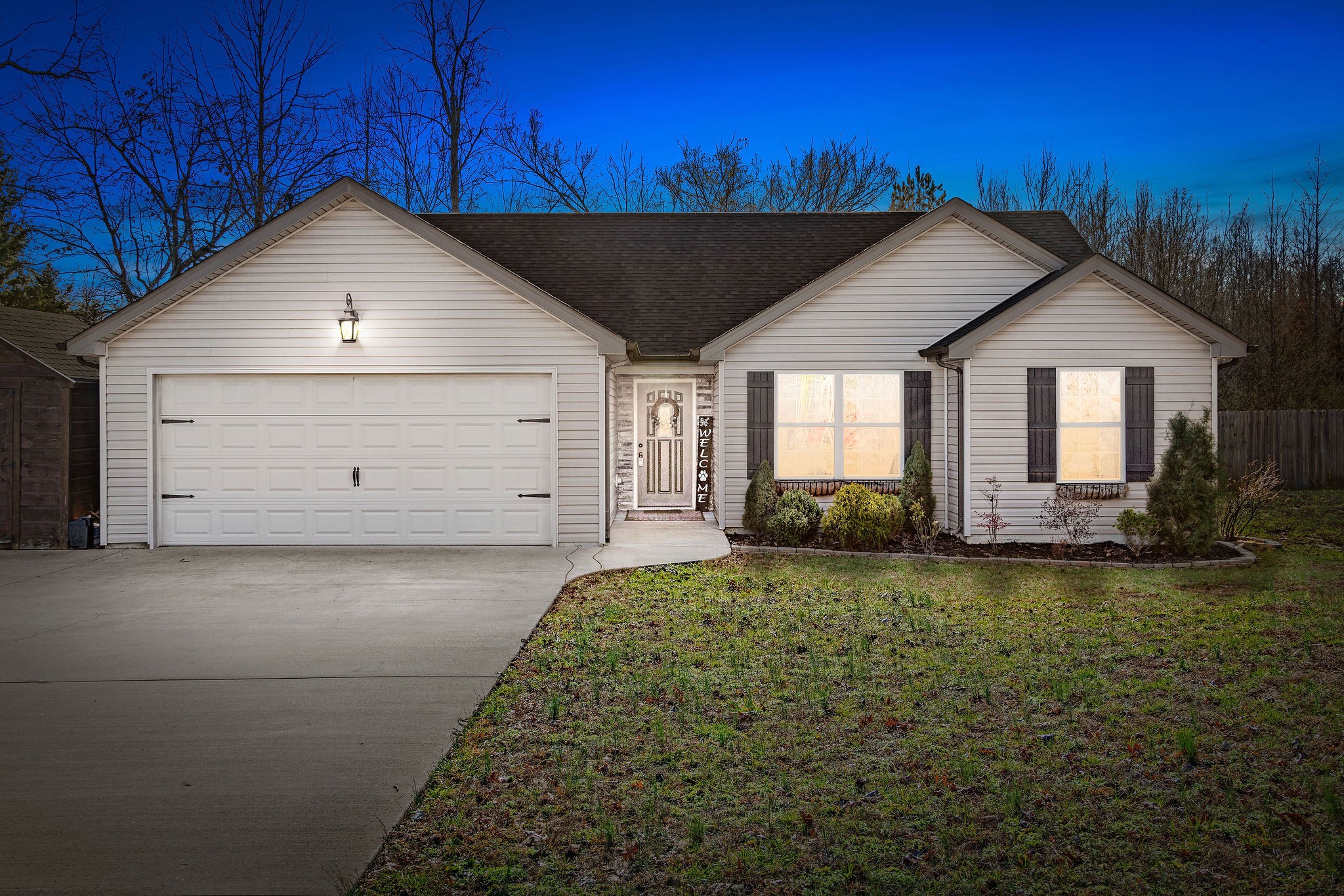 2344 River Road Clarksville, TN 37040 - Photo 1 of 37 a front view of a house with a yard