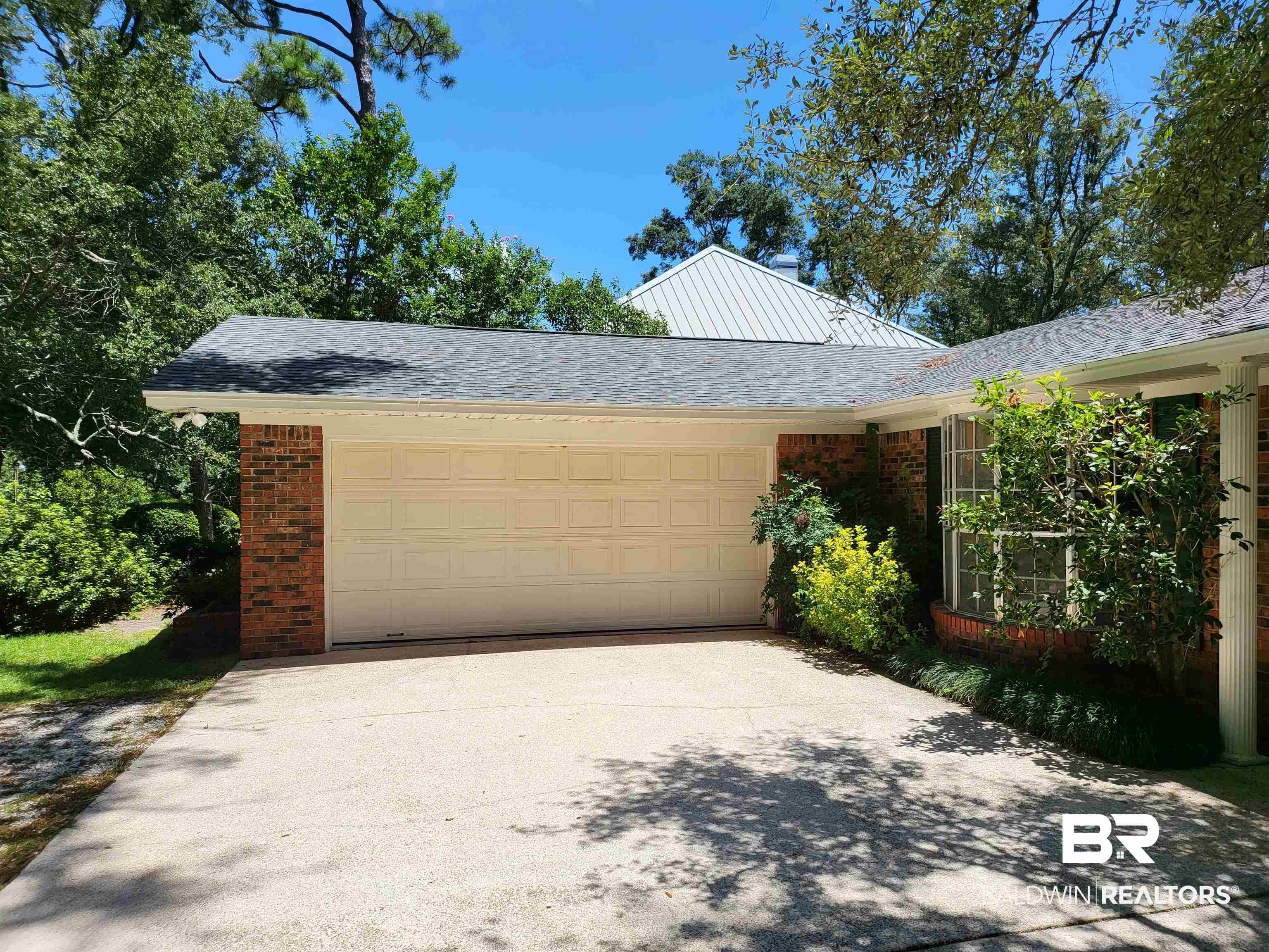 9234 Bayview Drive Lillian, AL 36549 - Photo 26 of 40 Double Garage