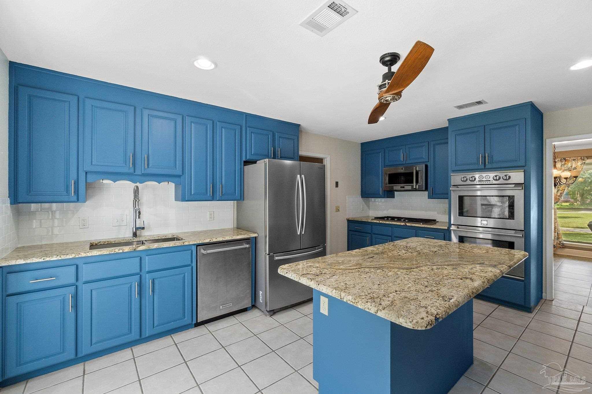 204 Man O War Circle Cantonment, FL 32533 - Photo 15 of 44