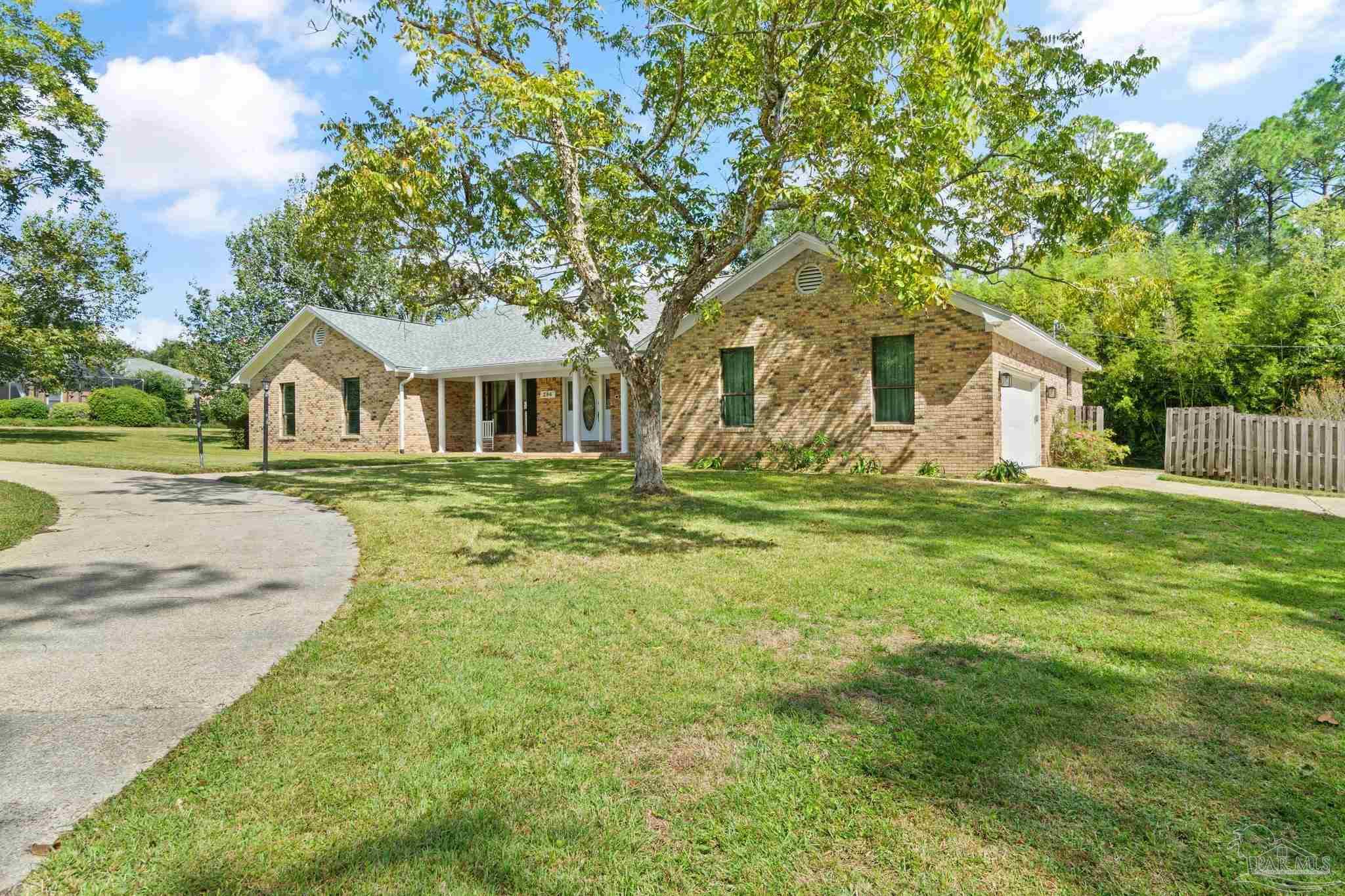 204 Man O War Circle Cantonment, FL 32533 - Photo 2 of 44