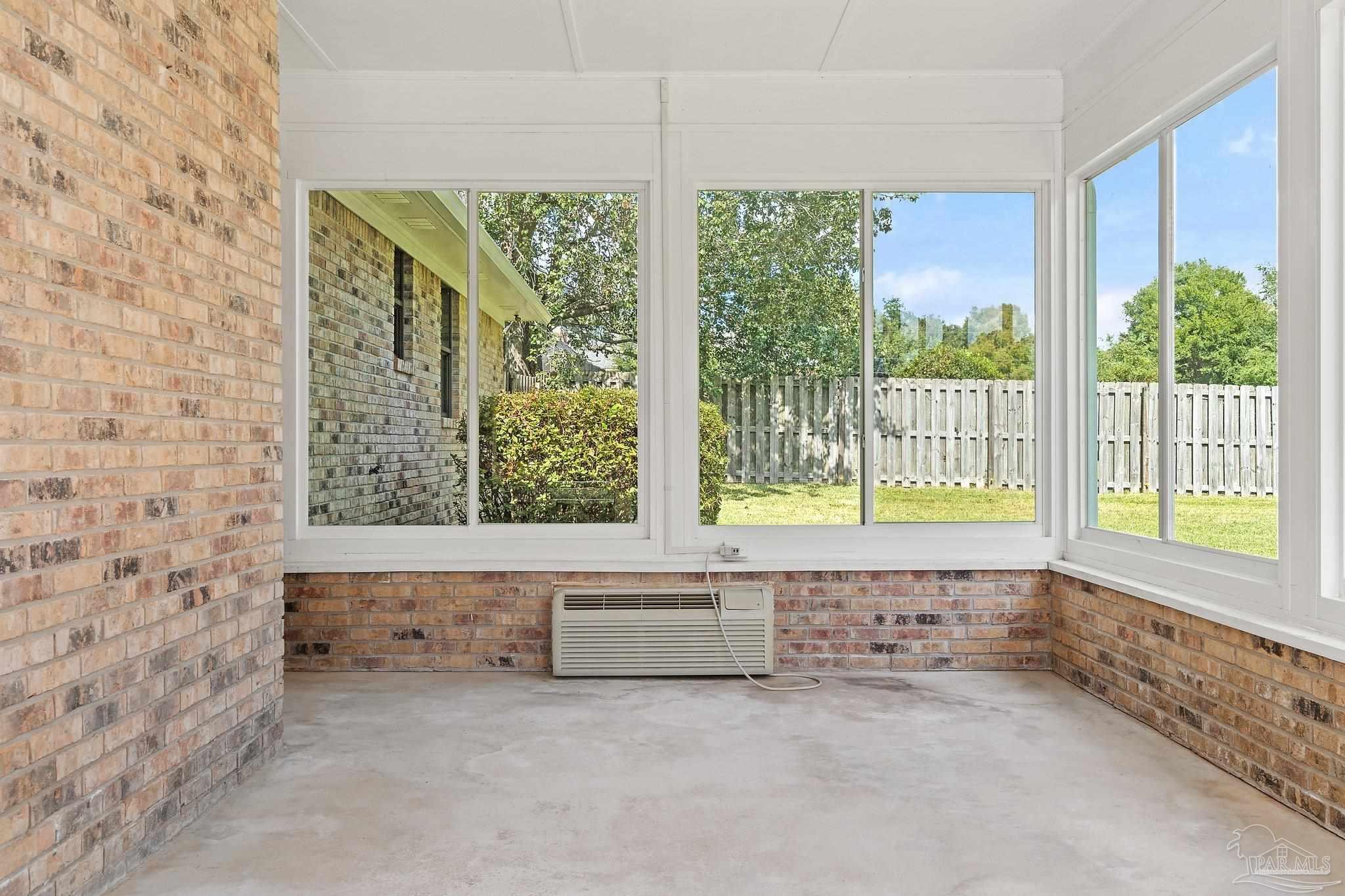 204 Man O War Circle Cantonment, FL 32533 - Photo 36 of 44