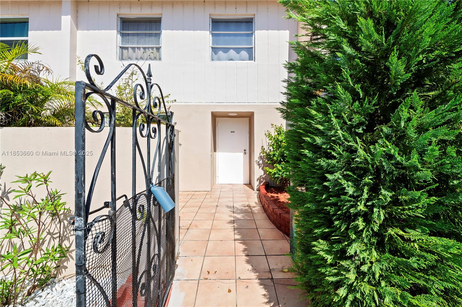 4088 Inverrary Drive, Unit 11F Lauderhill, FL 33319 - Photo 4 of 34