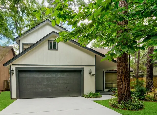 $2,500 | 42 North Timber Top Drive, The Woodlands, TX 77380