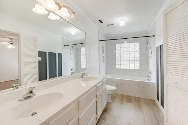 $2,500 | 42 North Timber Top Drive, The Woodlands, TX 77380