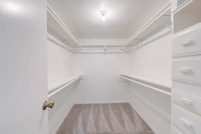 $2,500 | 42 North Timber Top Drive, The Woodlands, TX 77380