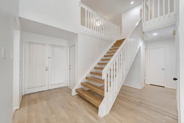 $2,500 | 42 North Timber Top Drive, The Woodlands, TX 77380